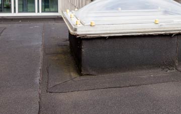 disadvantages of Whitehouse Upper flat roofs